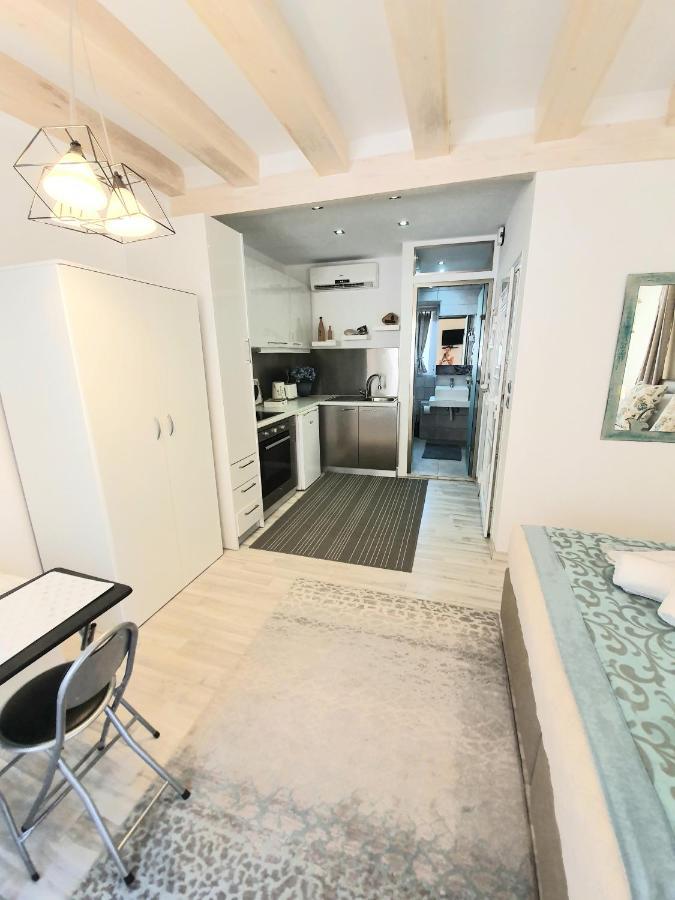 Helens Apartment Corfu  ภายนอก รูปภาพ
