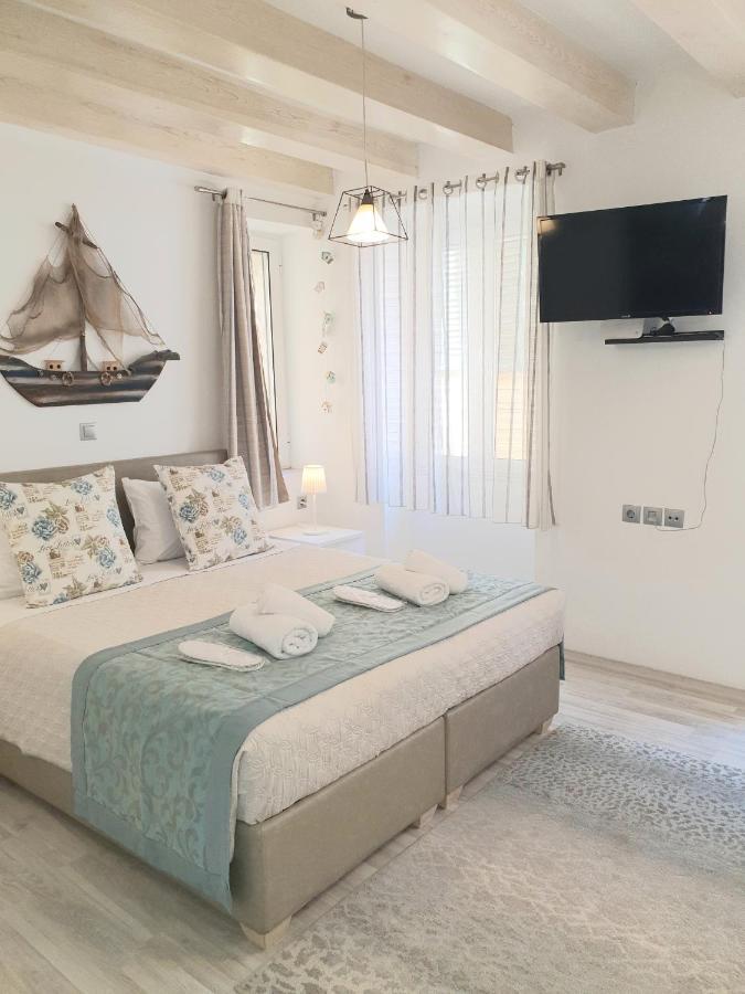 Helens Apartment Corfu  ภายนอก รูปภาพ